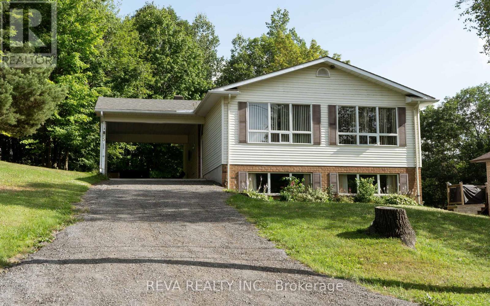 5 OAK STREET, bancroft (bancroft ward), Ontario