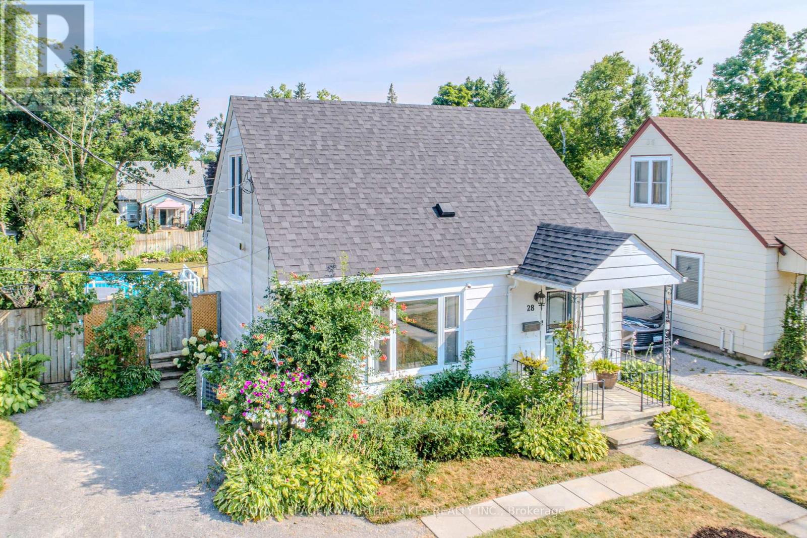28 Pottinger Street, Kawartha Lakes (Lindsay), Ontario  K9V 3X4 - Photo 5 - X12312972
