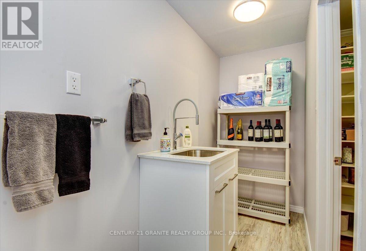 1115a Steenburg Lake North Road, Limerick, Ontario  K0L 1W0 - Photo 33 - X12313148