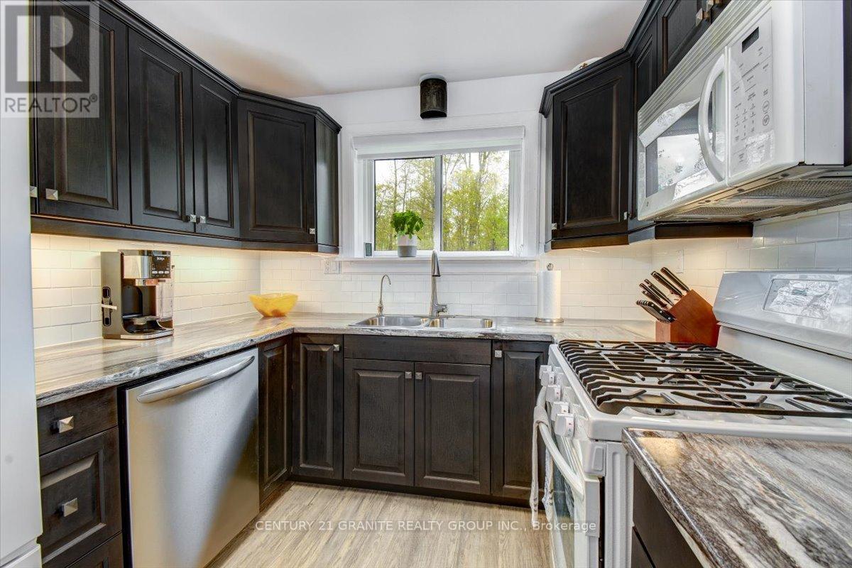 1115a Steenburg Lake North Road, Limerick, Ontario  K0L 1W0 - Photo 7 - X12313148