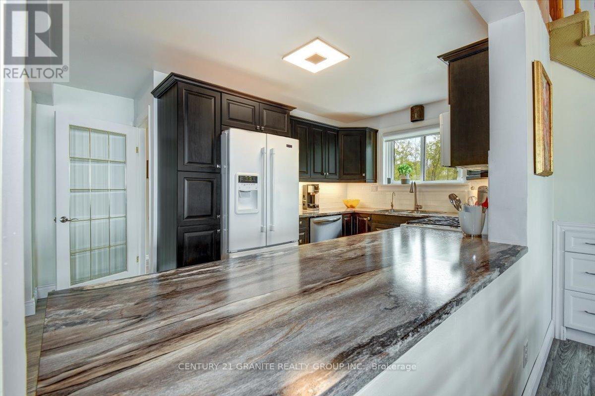 1115a Steenburg Lake North Road, Limerick, Ontario  K0L 1W0 - Photo 8 - X12313148