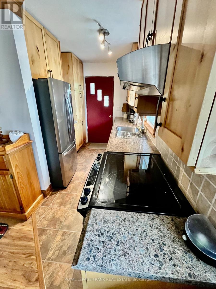 1700 Papineau Lake Road, Hastings Highlands (Wicklow Ward), Ontario  K0L 2R0 - Photo 5 - X12313255