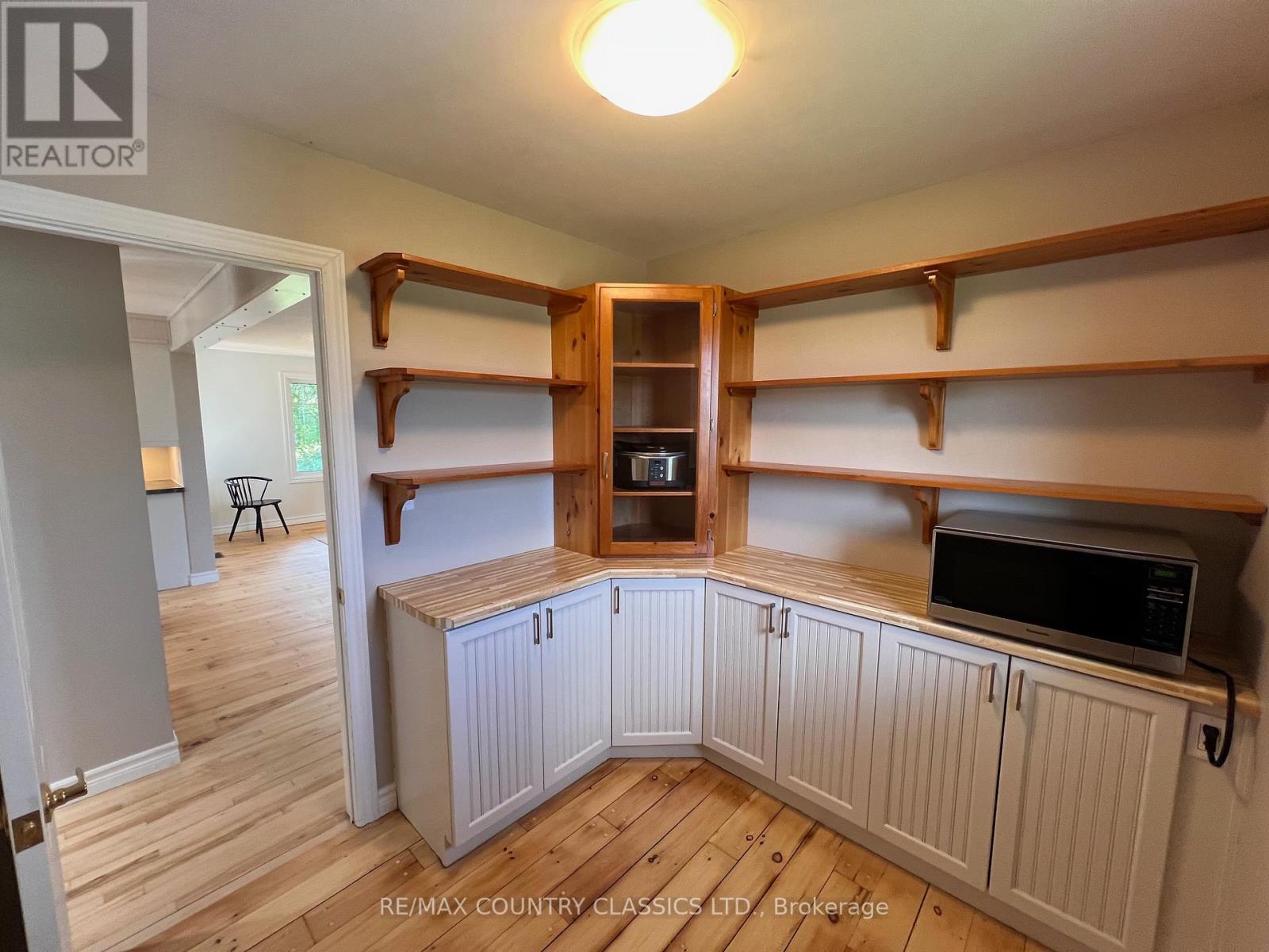 200 Hysert Road, Bancroft (Dungannon Ward), Ontario  K0L 1C0 - Photo 17 - X12313463