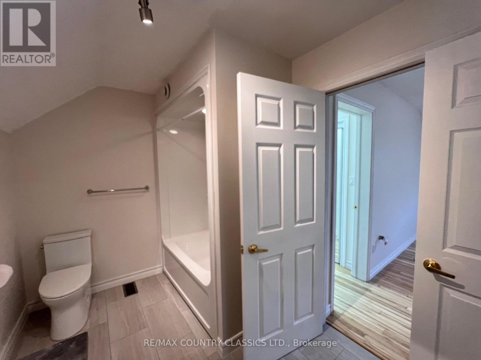 200 Hysert Road, Bancroft (Dungannon Ward), Ontario  K0L 1C0 - Photo 27 - X12313463