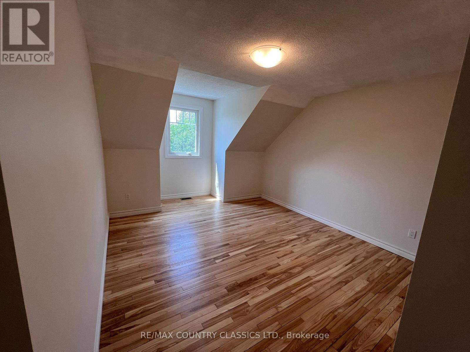200 Hysert Road, Bancroft (Dungannon Ward), Ontario  K0L 1C0 - Photo 28 - X12313463