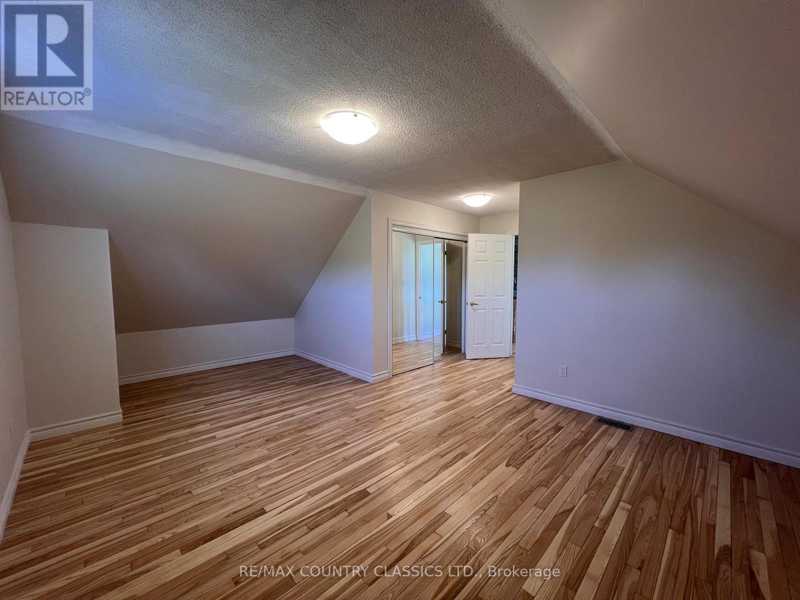 200 Hysert Road, Bancroft (Dungannon Ward), Ontario  K0L 1C0 - Photo 30 - X12313463