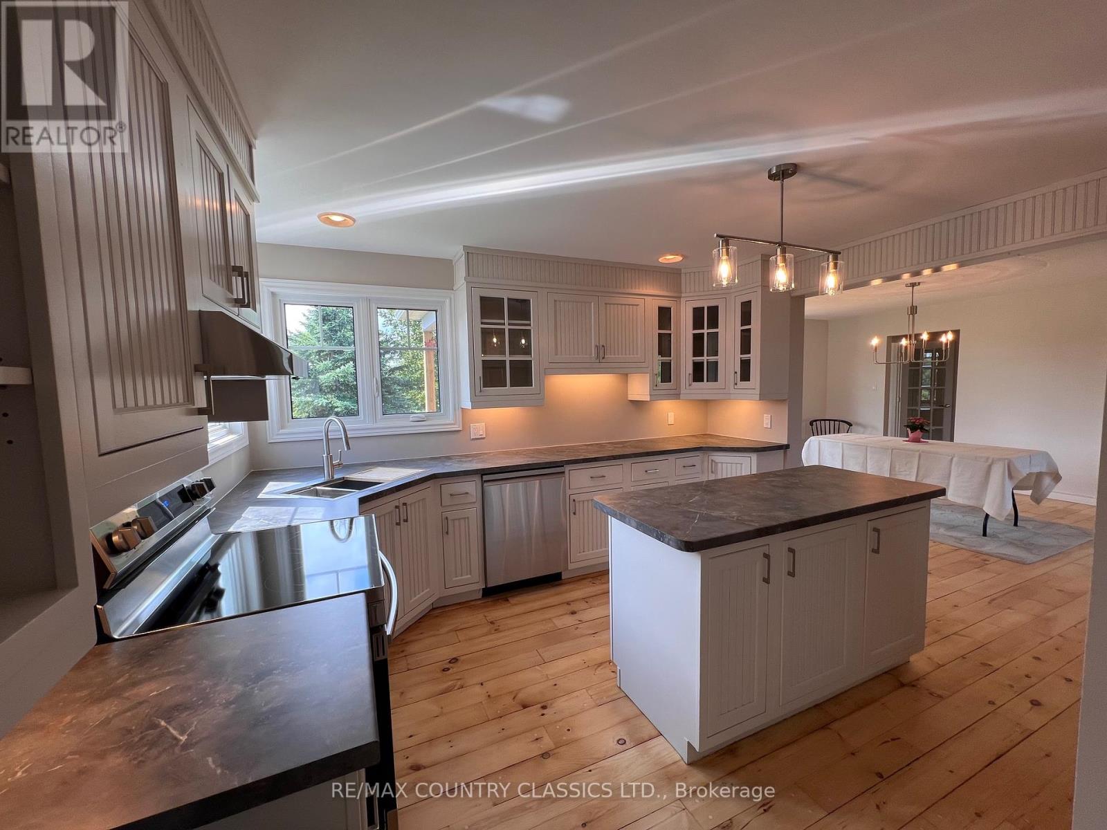 200 Hysert Road, Bancroft (Dungannon Ward), Ontario  K0L 1C0 - Photo 7 - X12313463