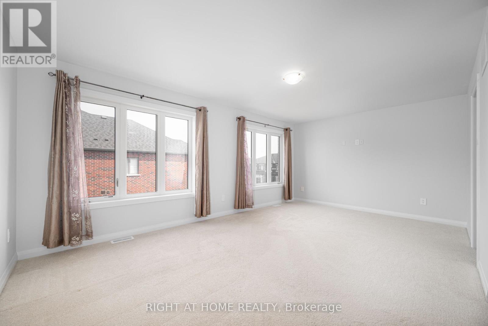 68 Corley Street, Kawartha Lakes (Lindsay), Ontario  K9V 6K2 - Photo 18 - X12313367