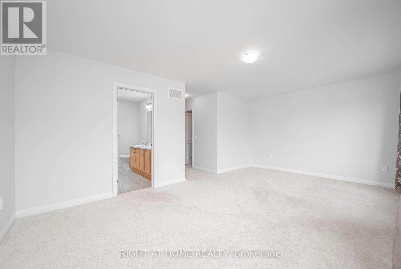 68 Corley Street, Kawartha Lakes (Lindsay), Ontario  K9V 6K2 - Photo 19 - X12313367