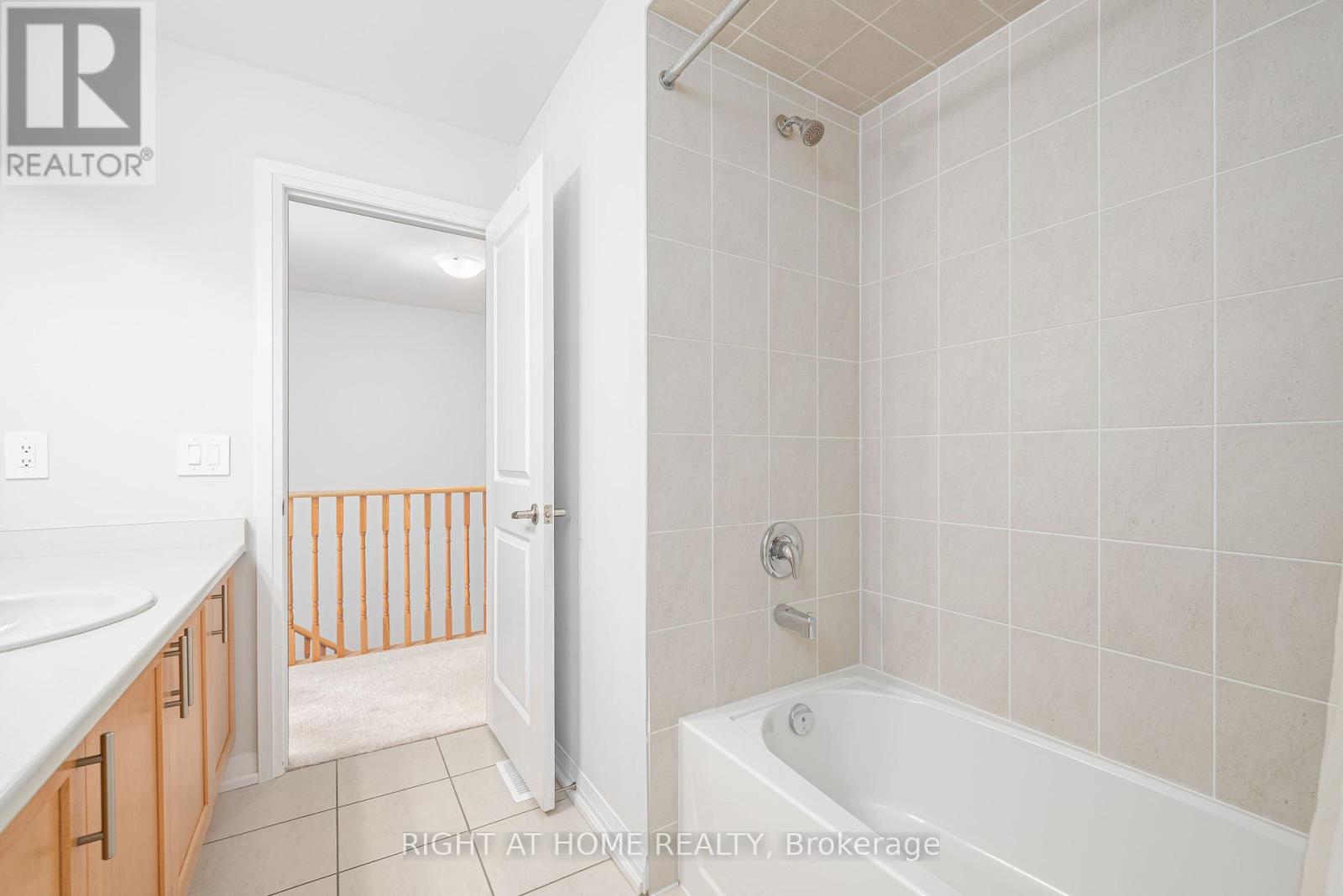 68 Corley Street, Kawartha Lakes (Lindsay), Ontario  K9V 6K2 - Photo 27 - X12313367