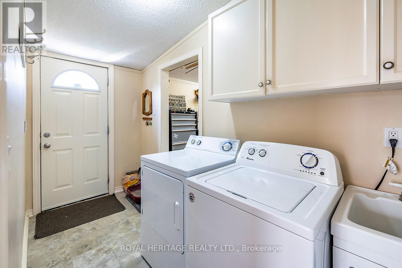 38 Bluffs Road E, Clarington (Newcastle), Ontario  L1B 1A3 - Photo 31 - E12313681