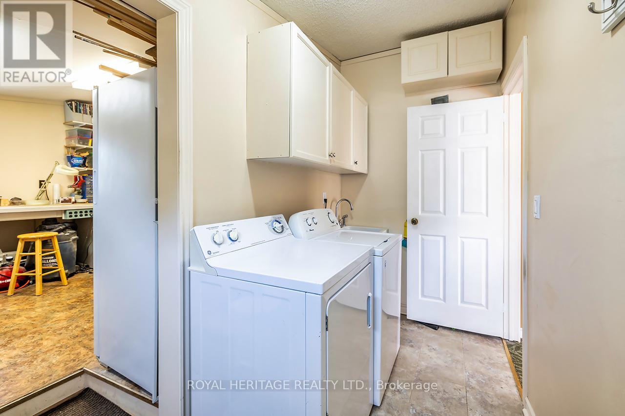 38 Bluffs Road E, Clarington (Newcastle), Ontario  L1B 1A3 - Photo 32 - E12313681