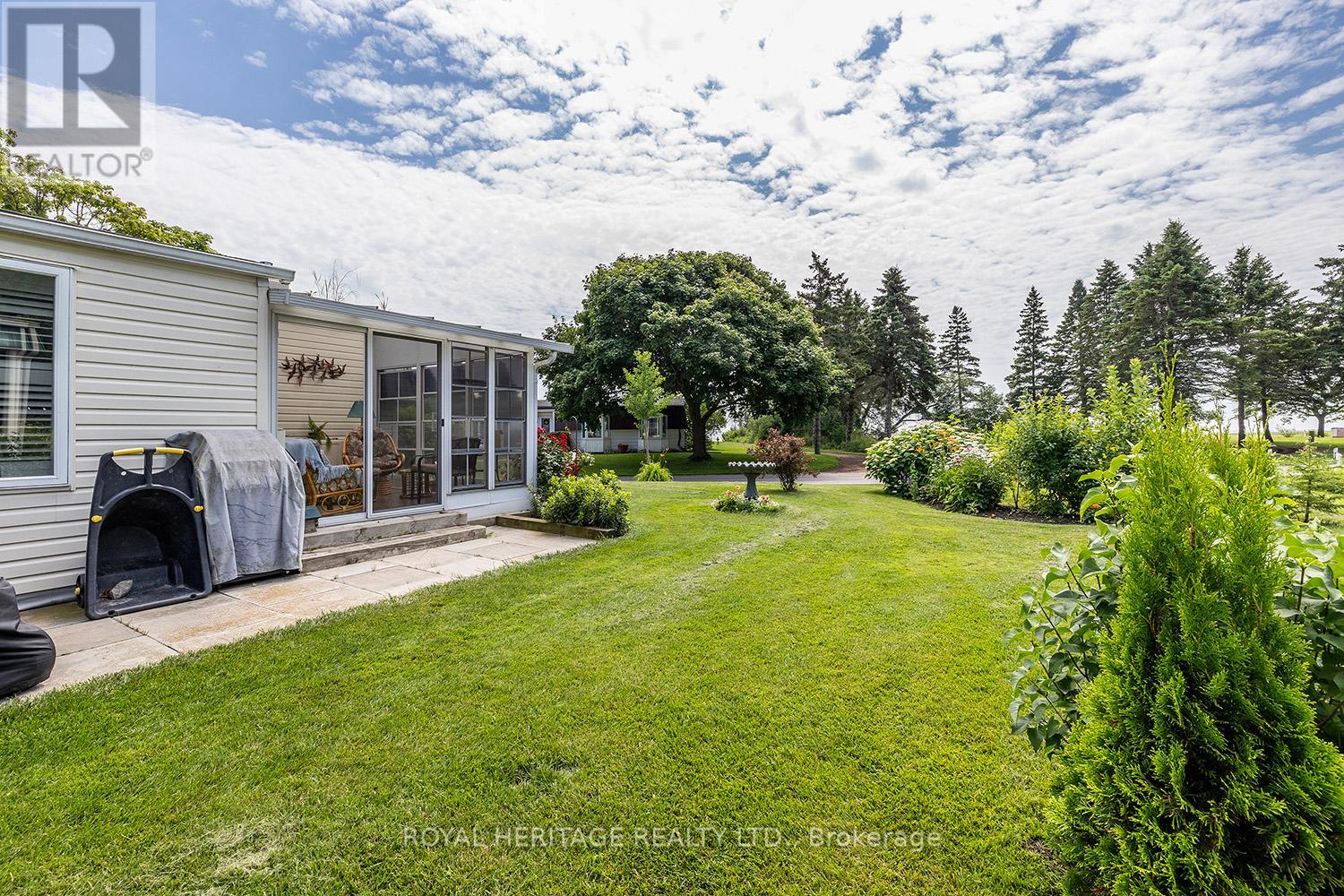 38 Bluffs Road E, Clarington (Newcastle), Ontario  L1B 1A3 - Photo 36 - E12313681
