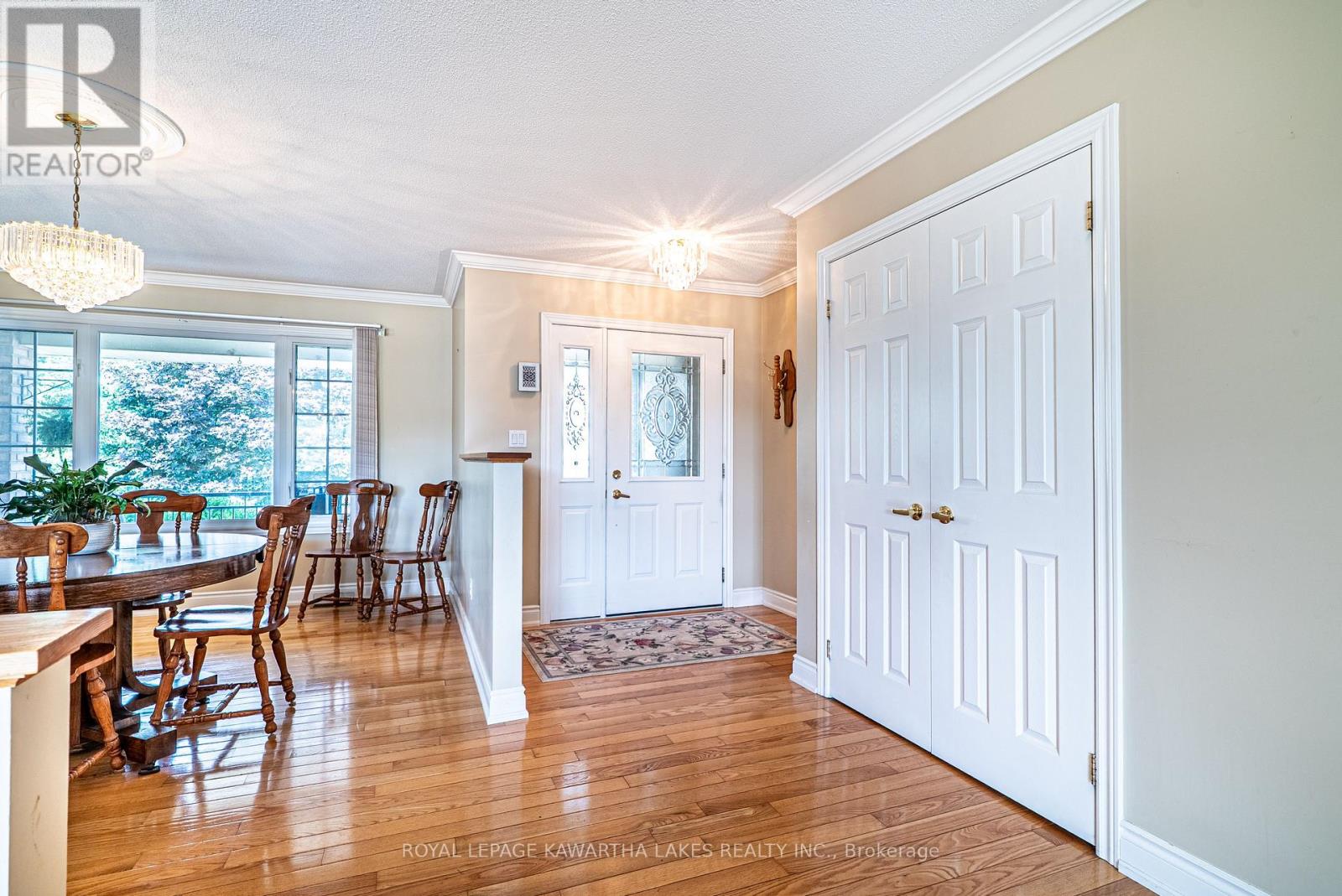 55 Eakins Court, Kawartha Lakes (Lindsay), Ontario  K9V 6J9 - Photo 9 - X12314738