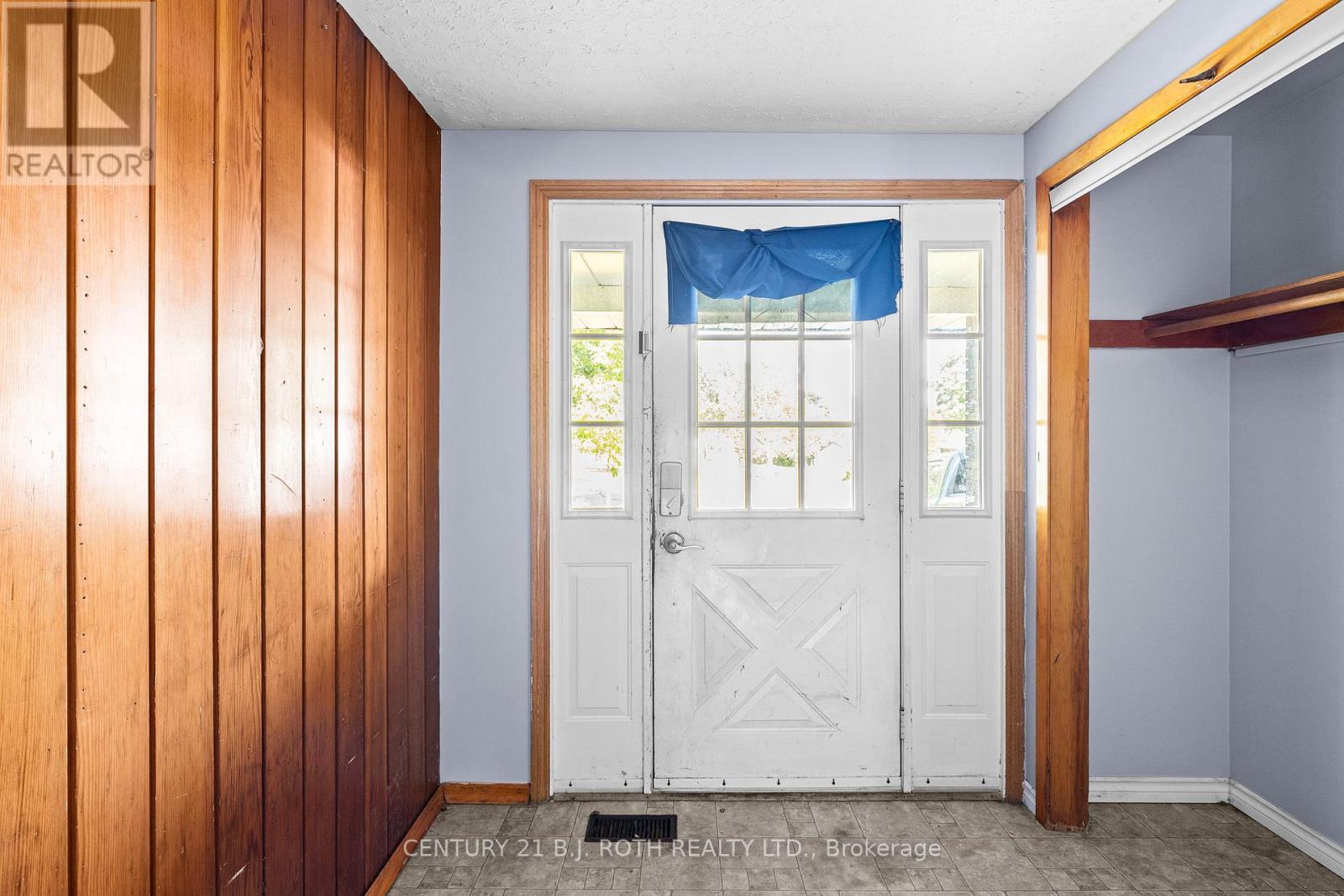 15 Cartier Court, Peterborough North (Central), Ontario  K9H 6S5 - Photo 3 - X12314720