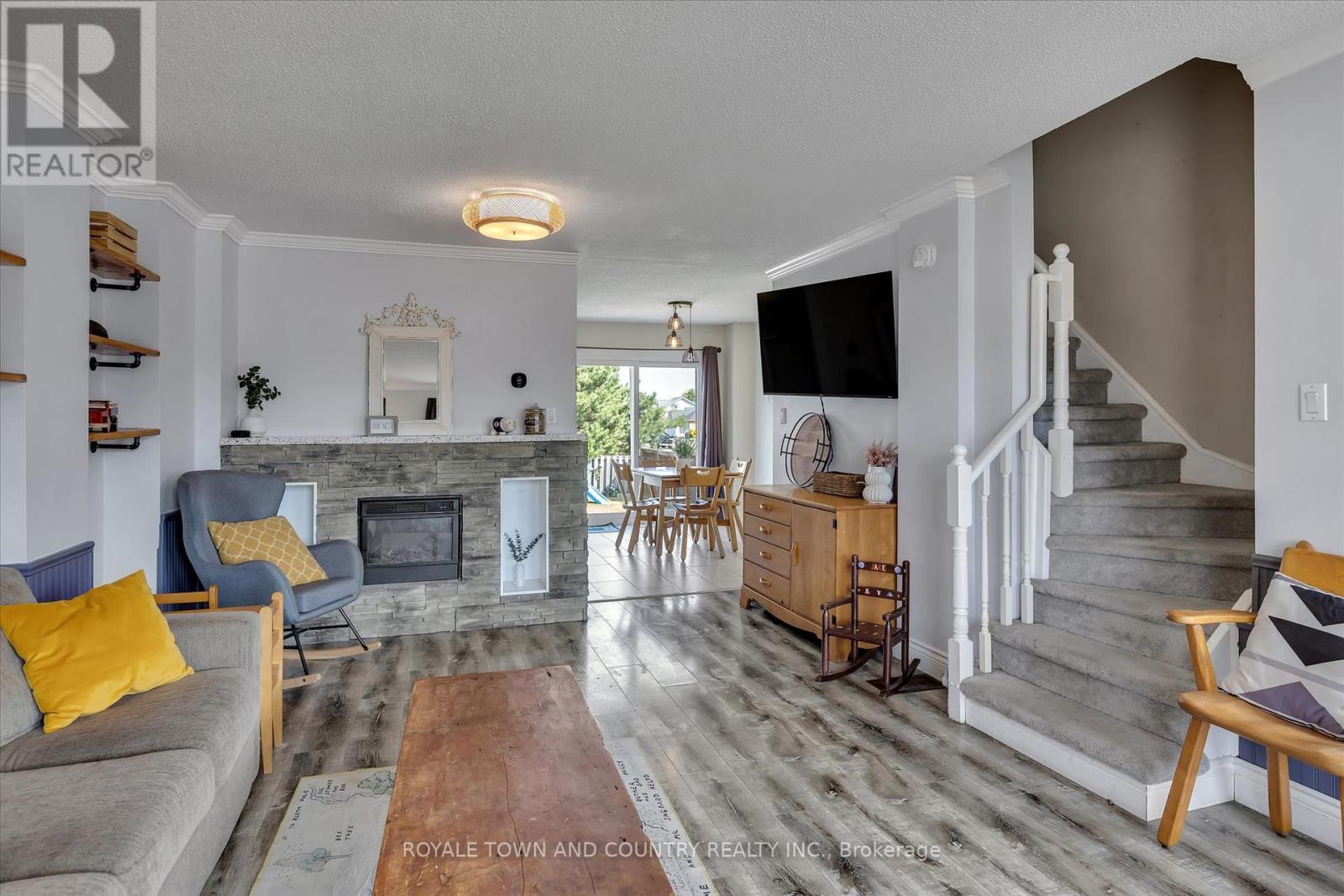 88 Eglington Street, Kawartha Lakes (Lindsay), Ontario  K9V 6B6 - Photo 10 - X12314890