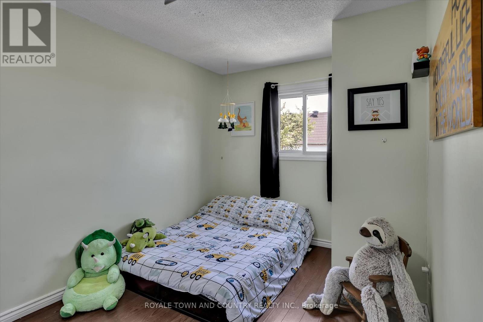 88 Eglington Street, Kawartha Lakes (Lindsay), Ontario  K9V 6B6 - Photo 23 - X12314890