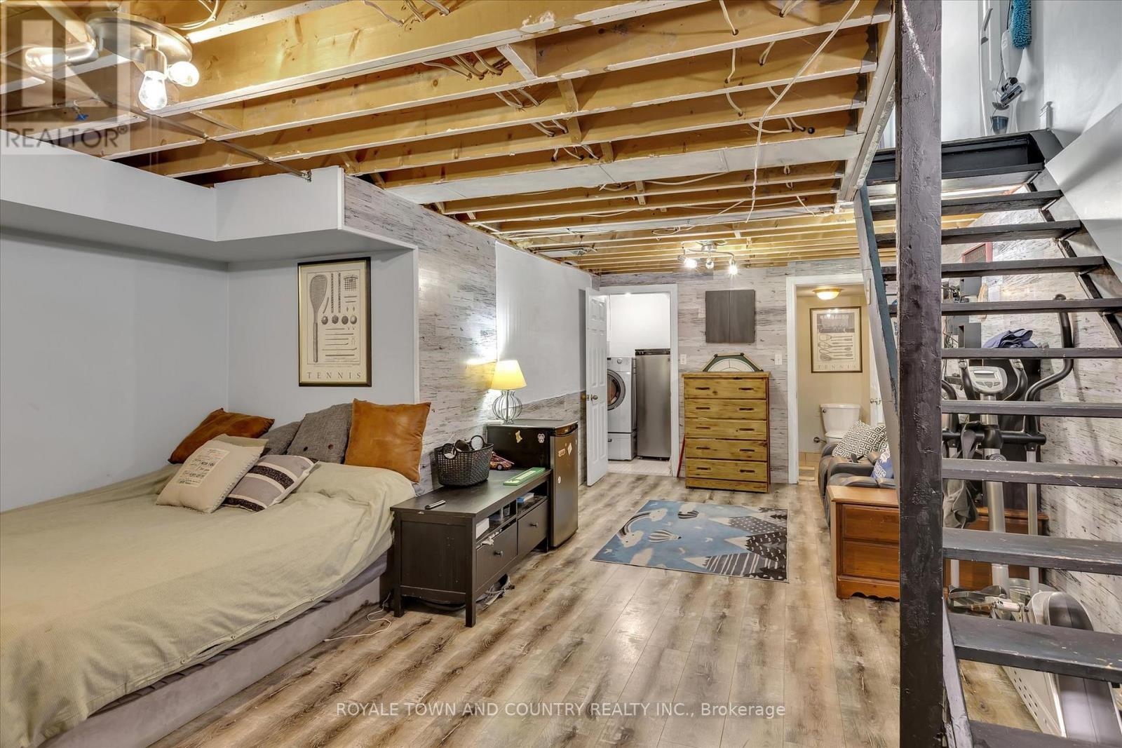 88 Eglington Street, Kawartha Lakes (Lindsay), Ontario  K9V 6B6 - Photo 27 - X12314890