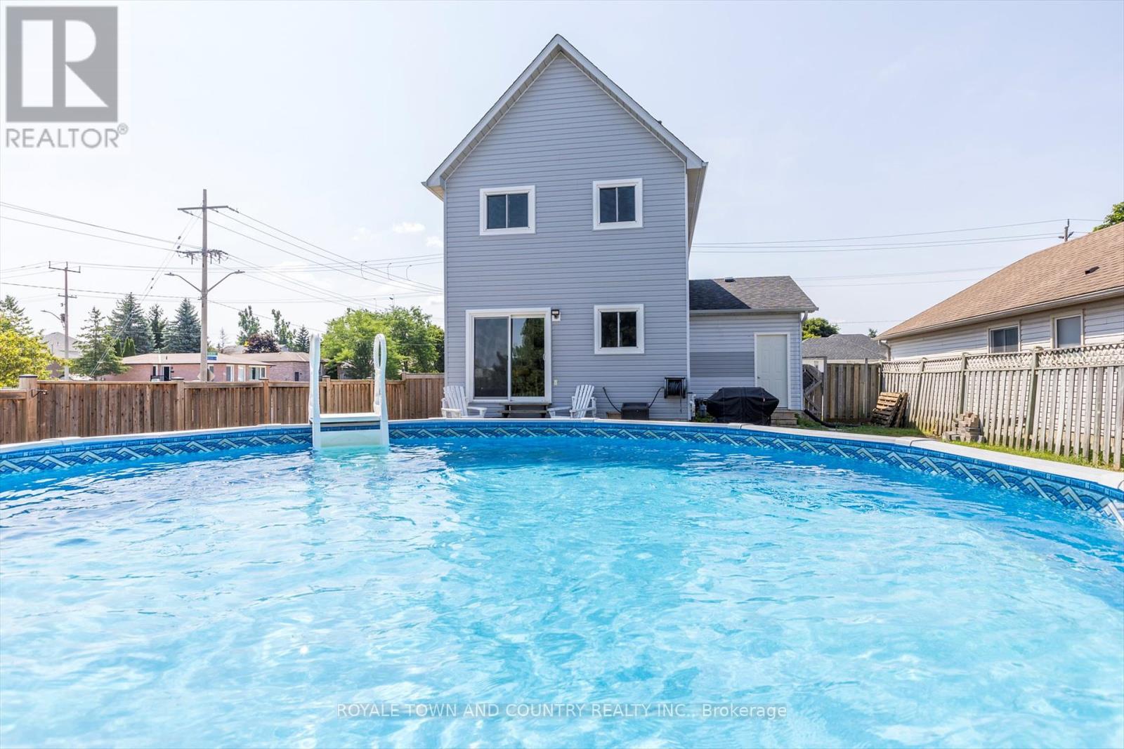 88 Eglington Street, Kawartha Lakes (Lindsay), Ontario  K9V 6B6 - Photo 31 - X12314890