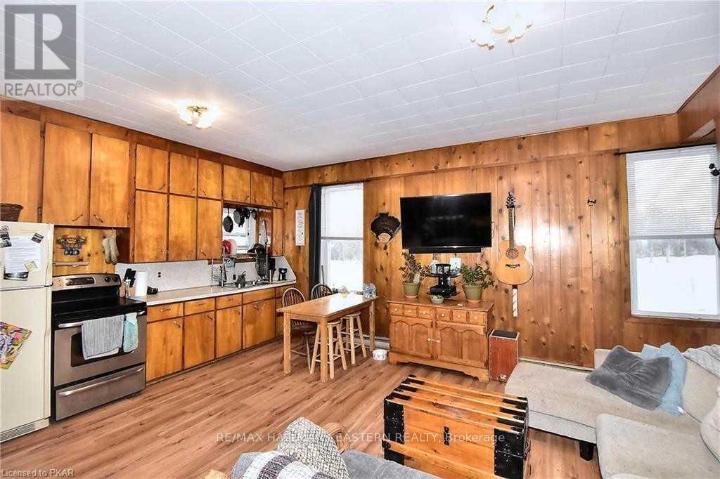 1490 Centre Road, Douro-Dummer, Ontario  K9J 6Y1 - Photo 6 - X12314909