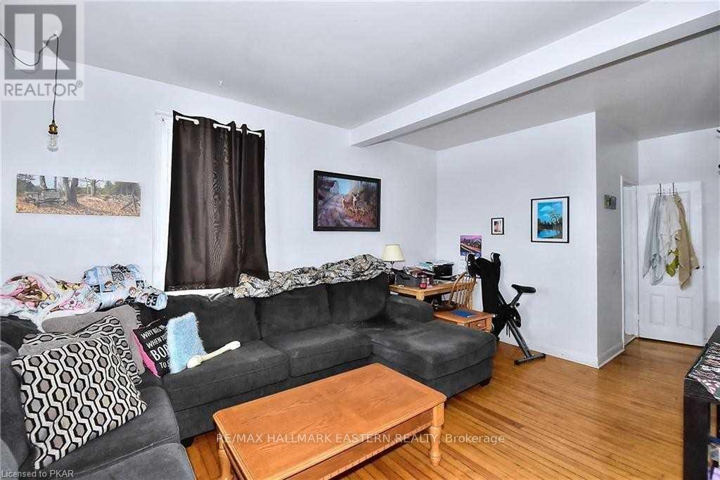 1490 Centre Road, Douro-Dummer, Ontario  K9J 6Y1 - Photo 8 - X12314909