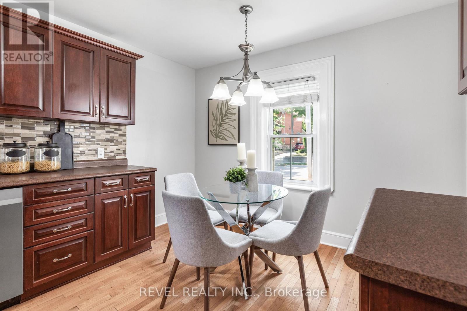 41 Francis Street, Kawartha Lakes (Lindsay), Ontario  K9V 3S2 - Photo 17 - X12314936