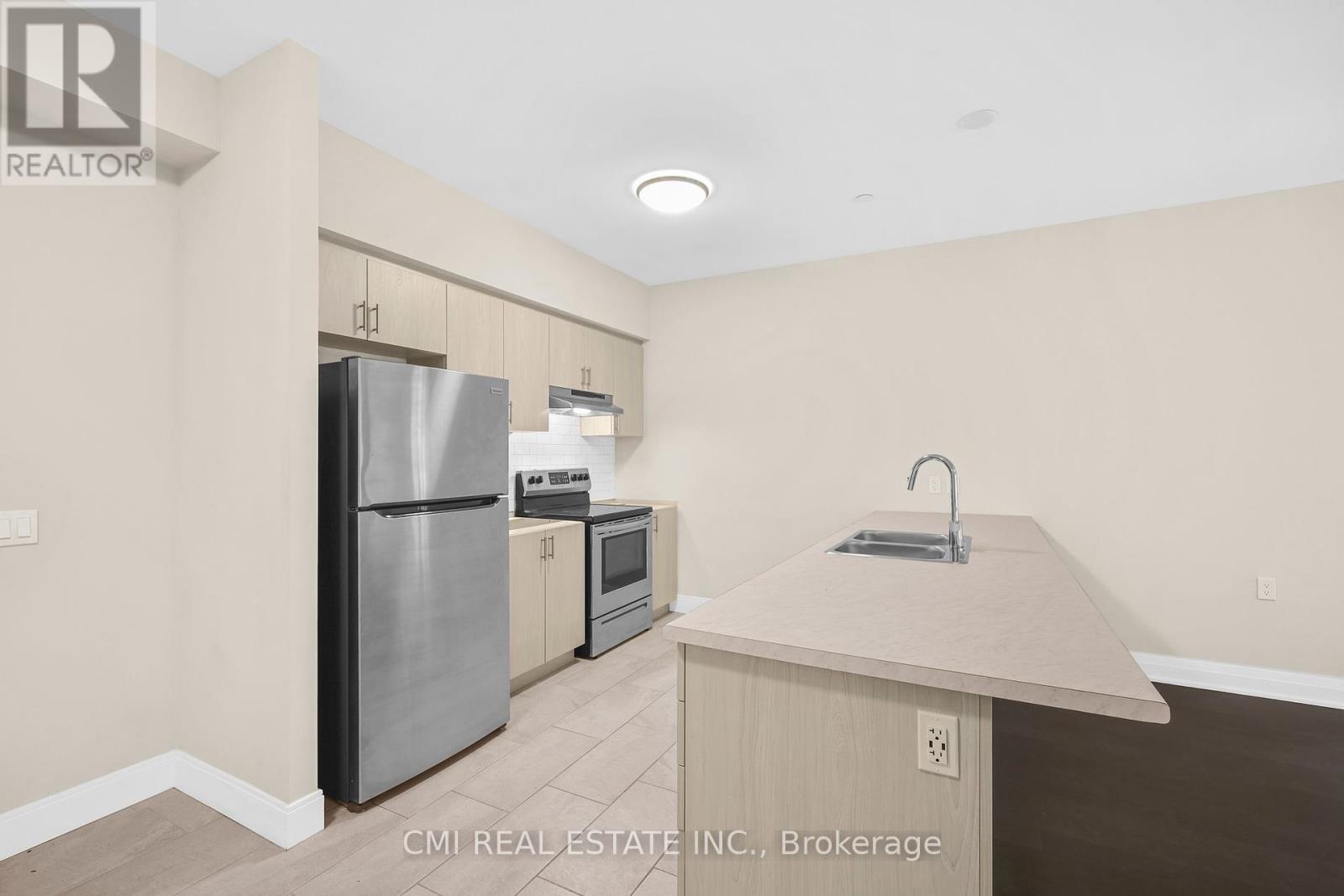 102 - 344 Florence Drive, Peterborough North (North), Ontario  K9J 0K4 - Photo 12 - X12314918