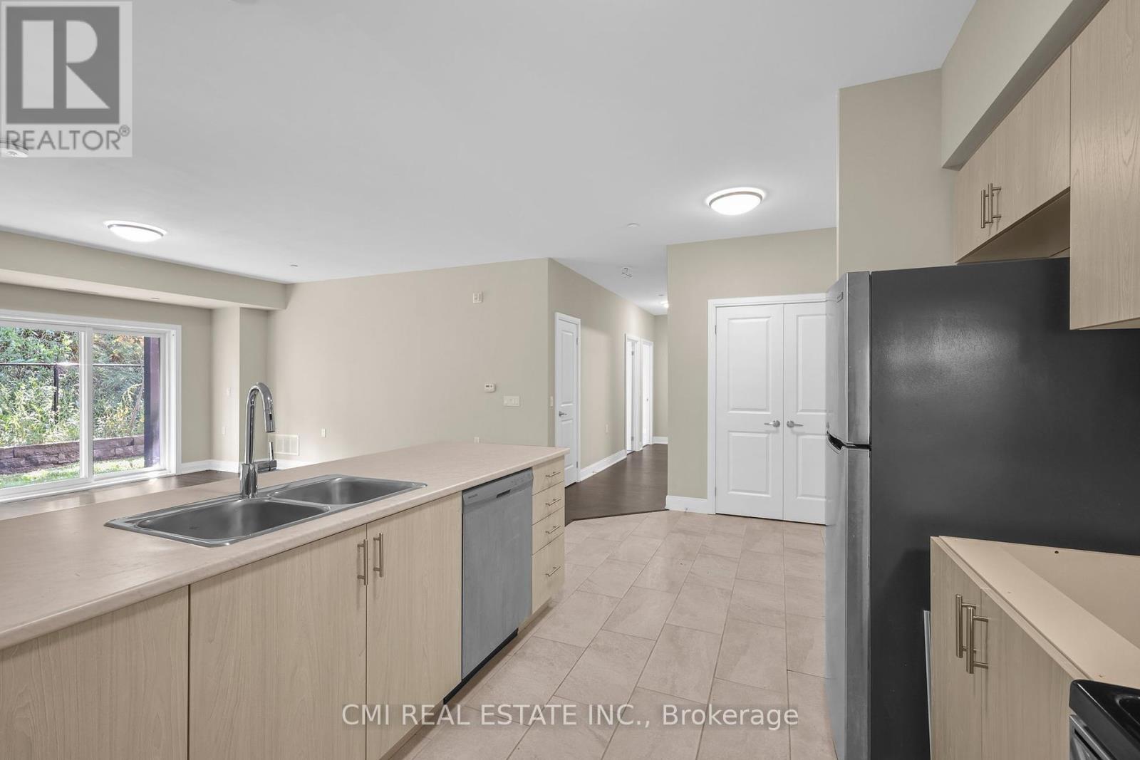 102 - 344 Florence Drive, Peterborough North (North), Ontario  K9J 0K4 - Photo 13 - X12314918