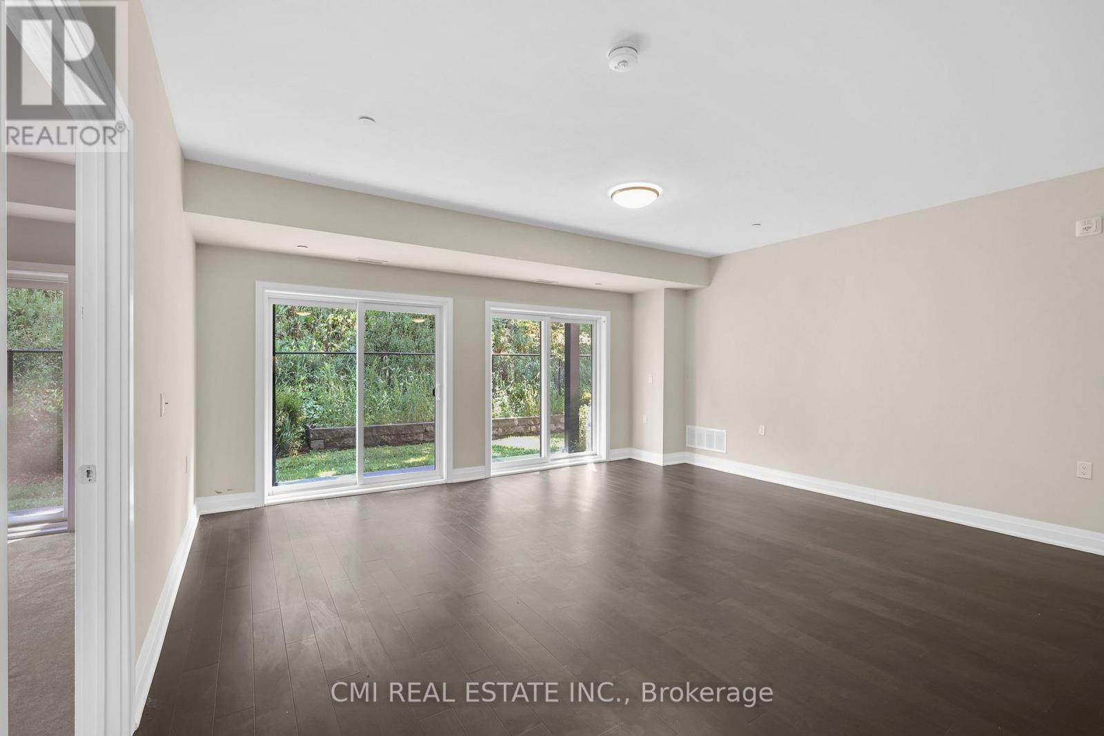102 - 344 Florence Drive, Peterborough North (North), Ontario  K9J 0K4 - Photo 6 - X12314918