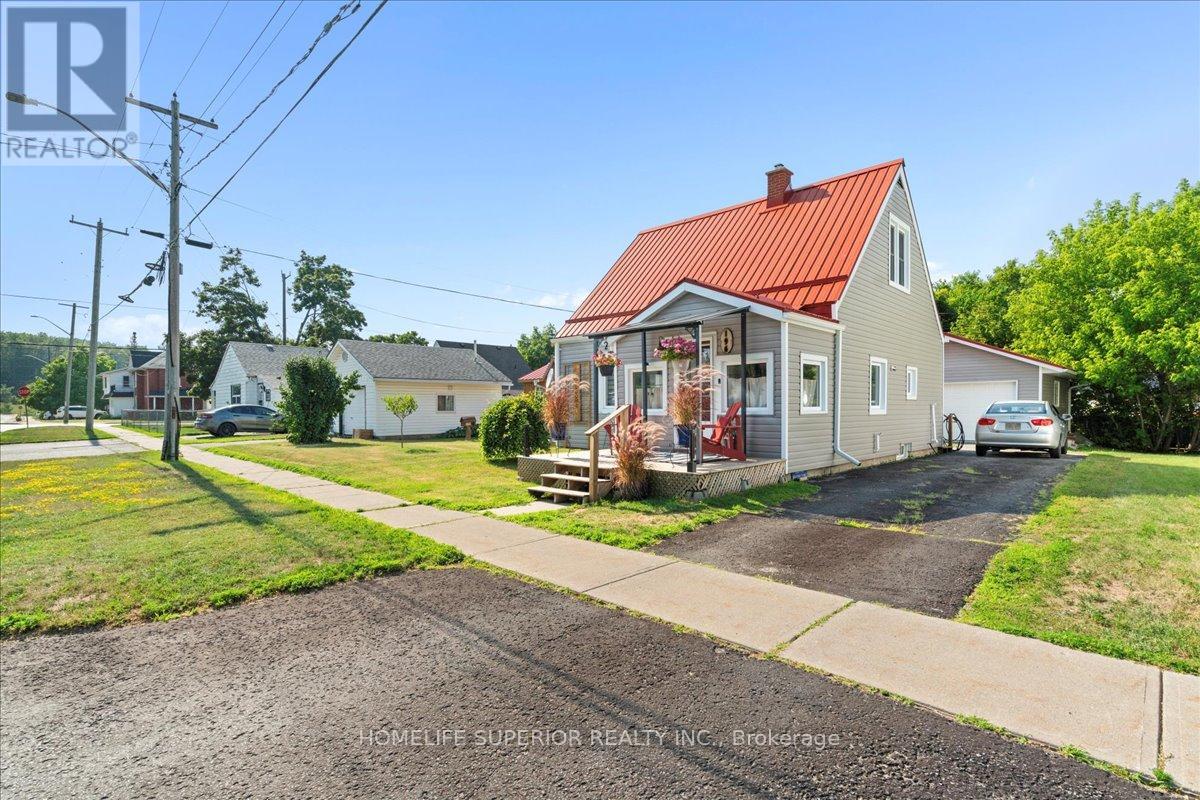 196 First Street, Trent Hills (Campbellford), Ontario  K0L 1L0 - Photo 2 - X12315099