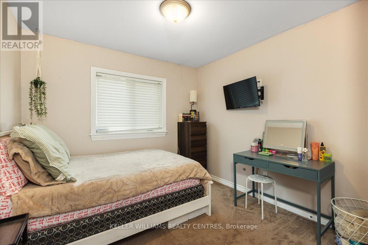 31 Durham Street E, Kawartha Lakes (Lindsay), Ontario  K9V 1W9 - Photo 13 - X12315373