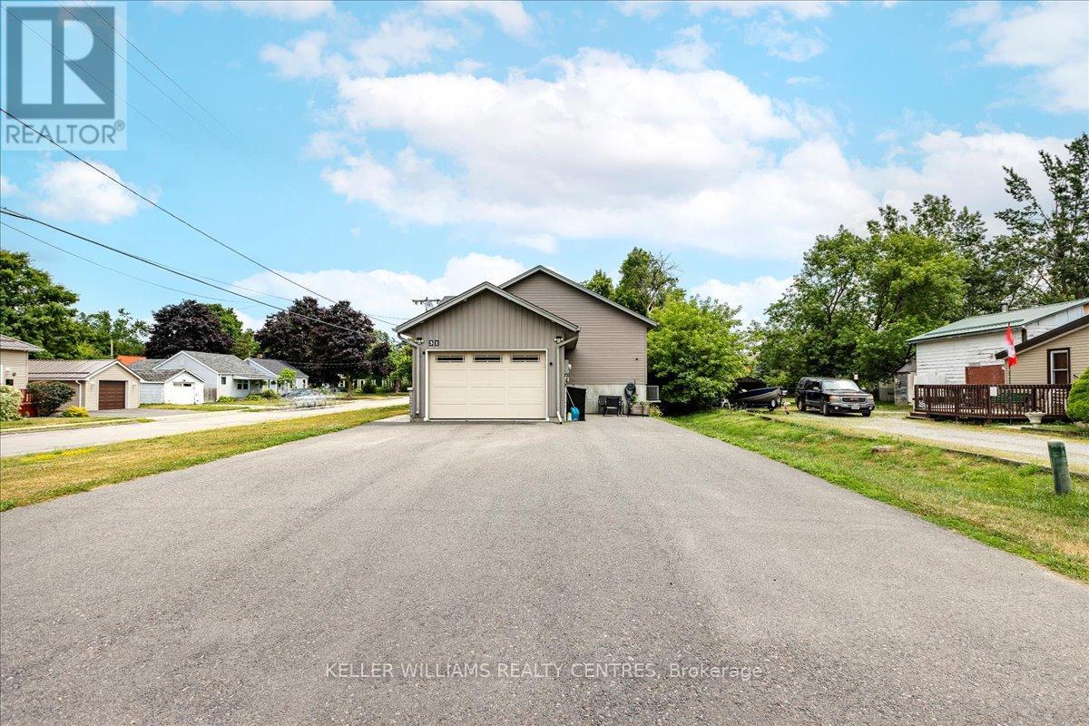 31 Durham Street E, Kawartha Lakes (Lindsay), Ontario  K9V 1W9 - Photo 26 - X12315373