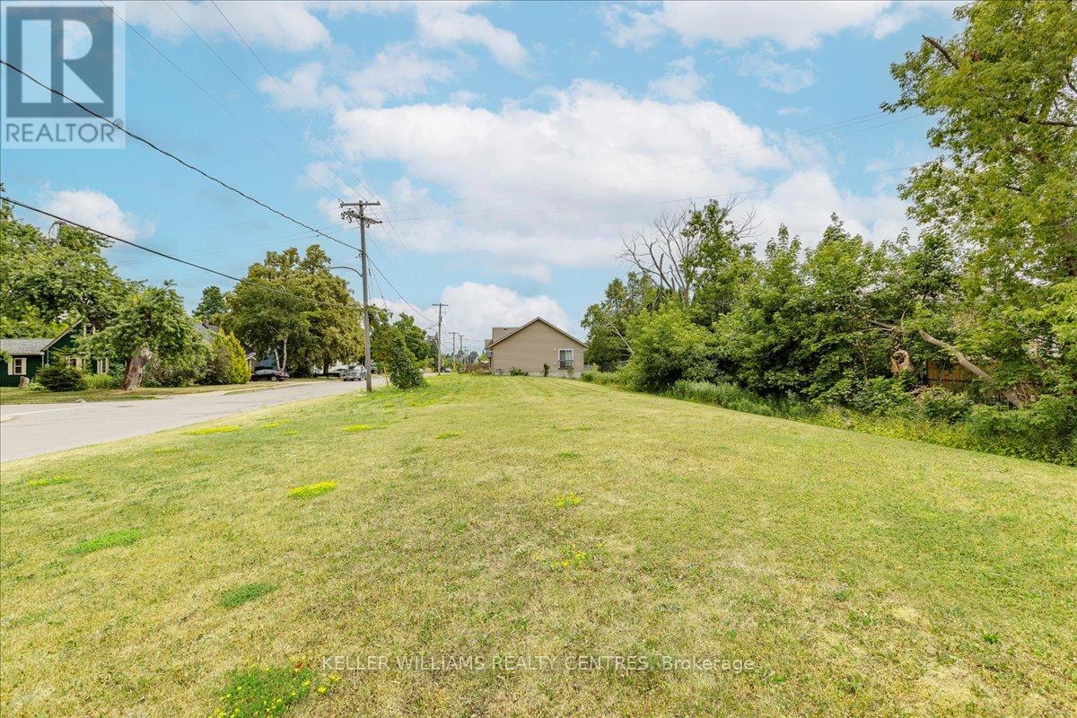 31 Durham Street E, Kawartha Lakes (Lindsay), Ontario  K9V 1W9 - Photo 29 - X12315373