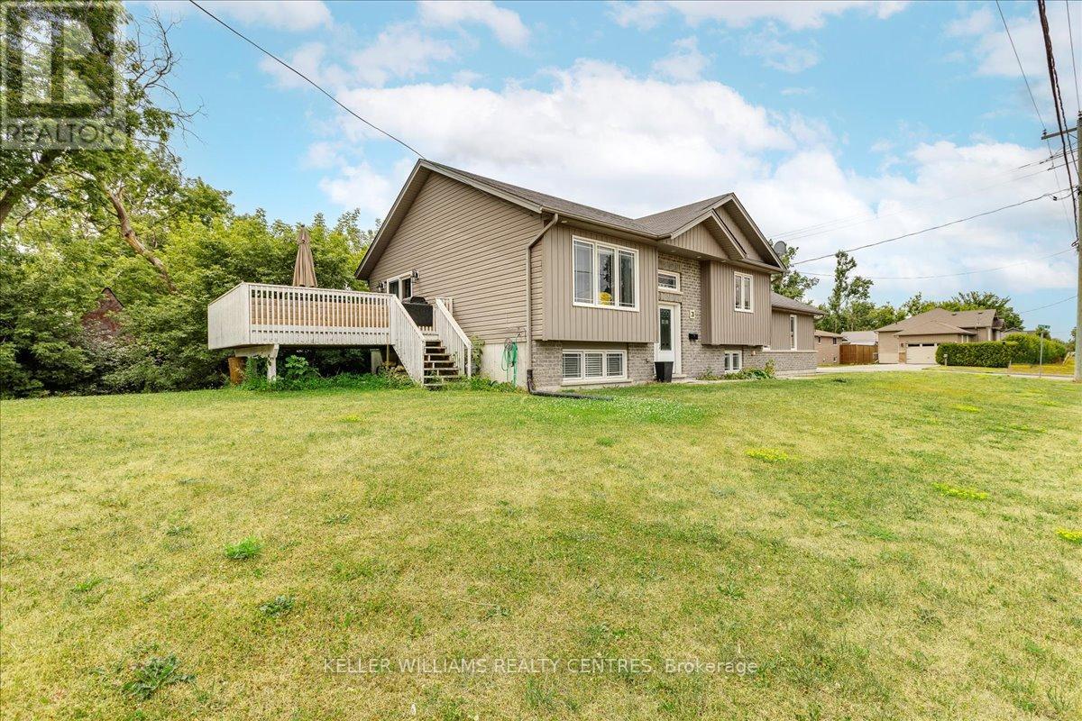 31 Durham Street E, Kawartha Lakes (Lindsay), Ontario  K9V 1W9 - Photo 3 - X12315373
