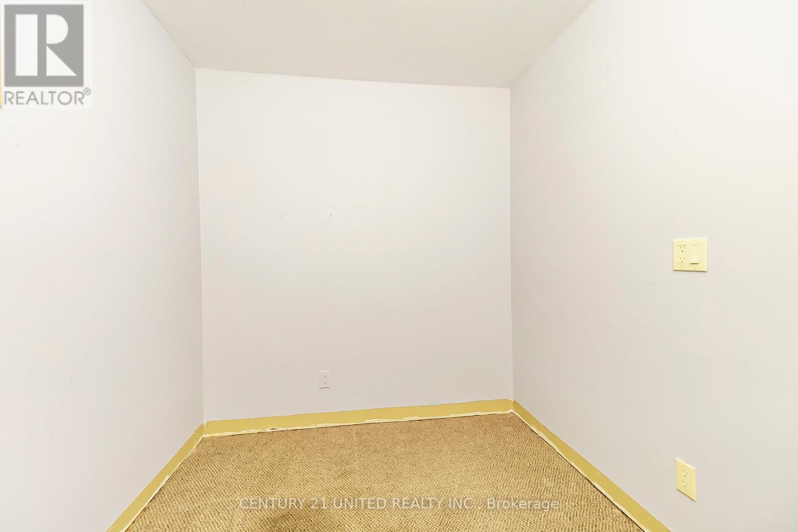 25 Queen Street, Selwyn, Ontario  K0L 2H0 - Photo 18 - X12315517