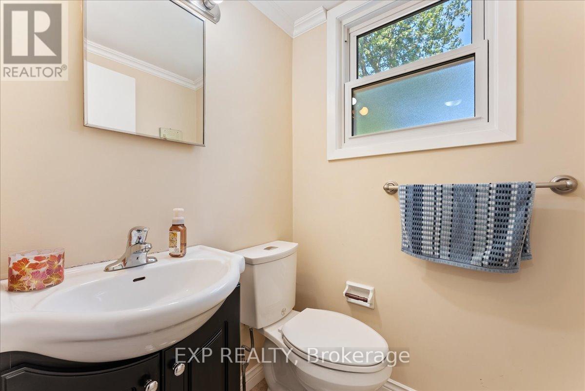 822 Foxe Street, Peterborough North (Central), Ontario  K9H 6Y7 - Photo 16 - X12315557