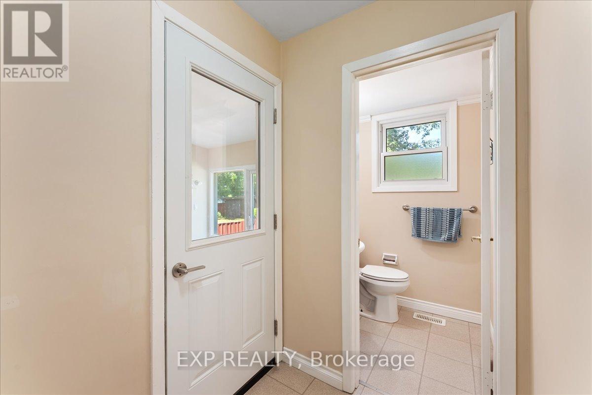 822 Foxe Street, Peterborough North (Central), Ontario  K9H 6Y7 - Photo 17 - X12315557