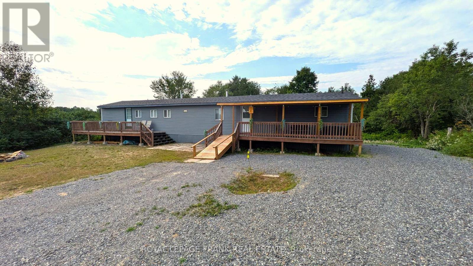 2171 St. Ola Road, Tudor And Cashel (Cashel Ward), Ontario  K0L 1W0 - Photo 2 - X12315655
