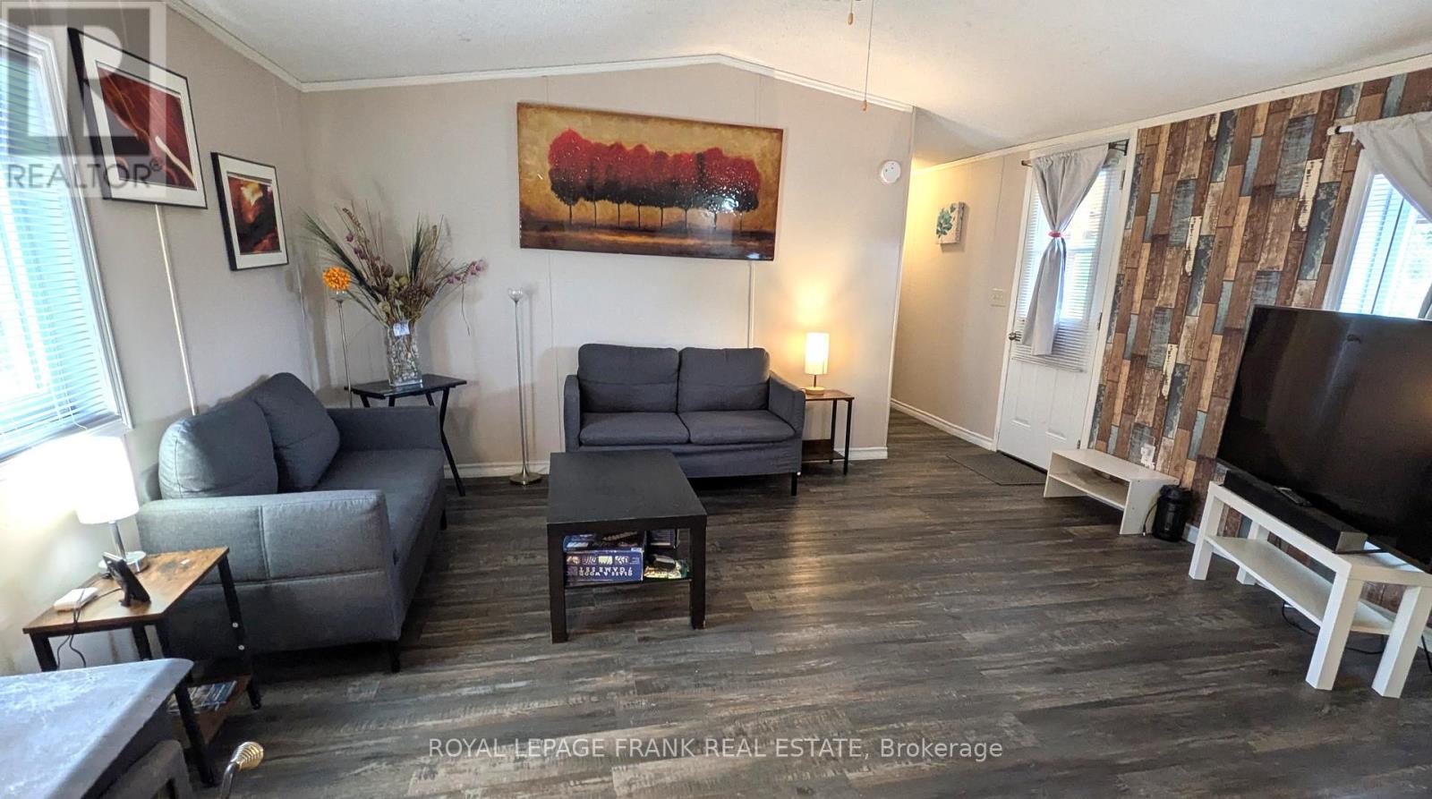 2171 St. Ola Road, Tudor And Cashel (Cashel Ward), Ontario  K0L 1W0 - Photo 3 - X12315655