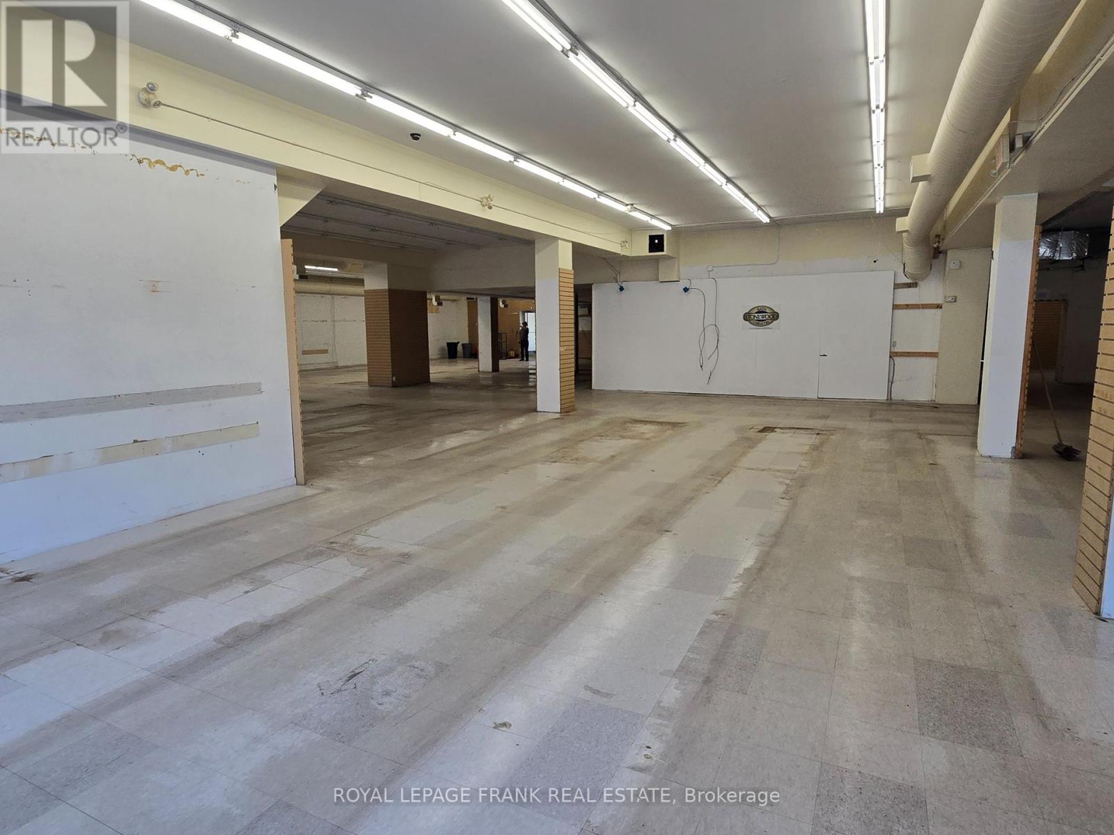 B - 15 King Avenue W, Clarington (Newcastle), Ontario  L1B 1K9 - Photo 3 - E12316018