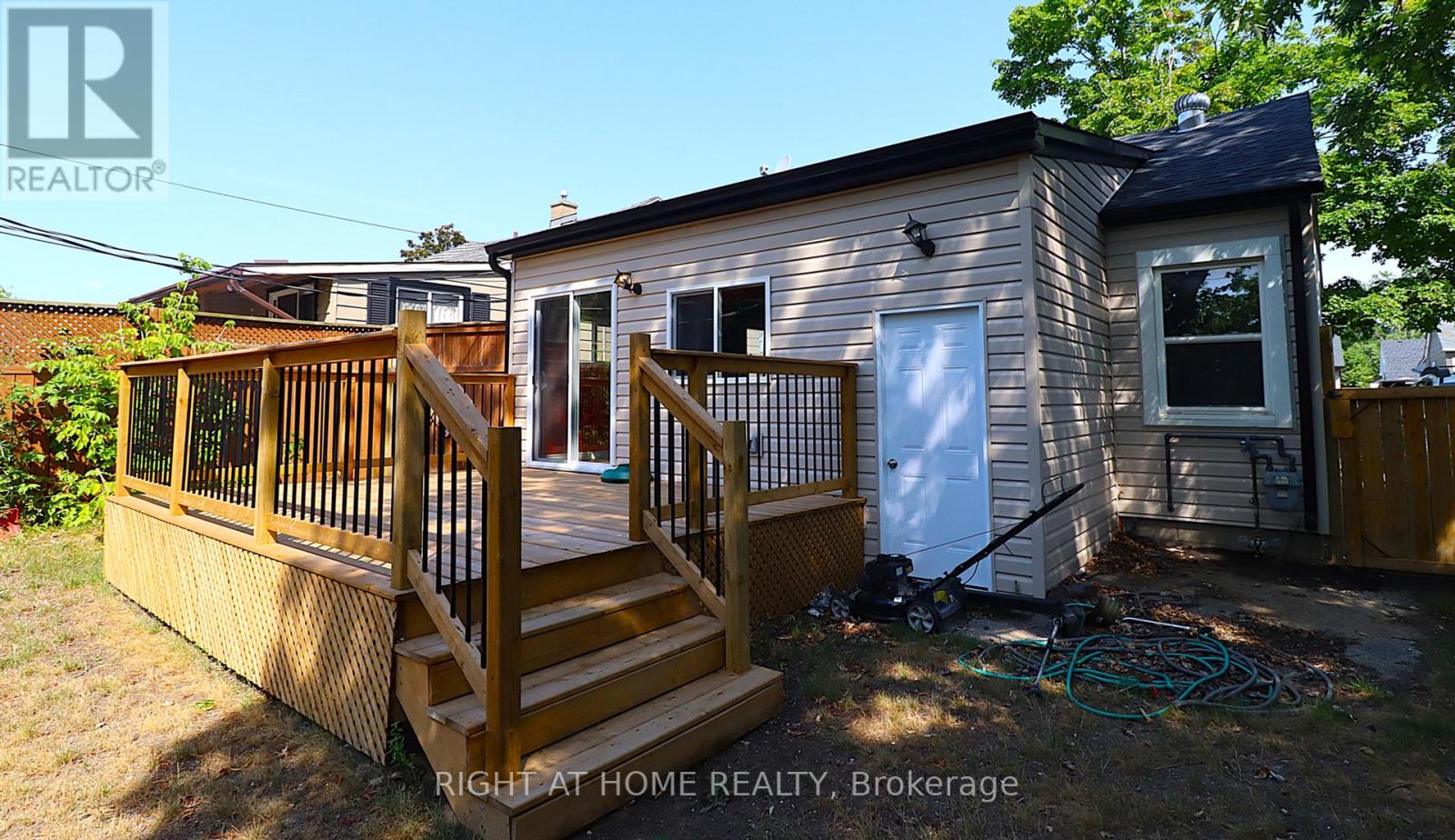 751 St Mary's Street, Peterborough Central (South), Ontario  K9J 4H1 - Photo 14 - X12316015