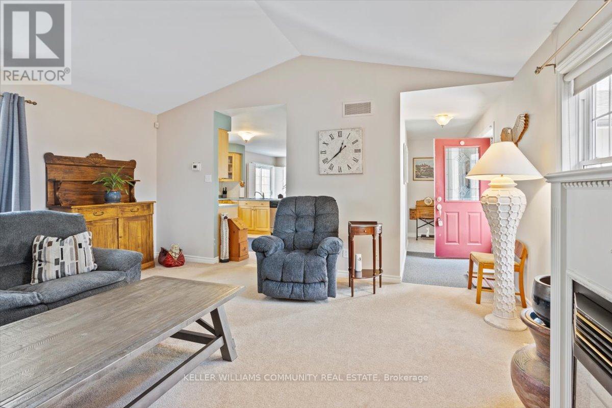 97 Kenedon Drive, Kawartha Lakes (Emily), Ontario  K0L 2W0 - Photo 16 - X12316322
