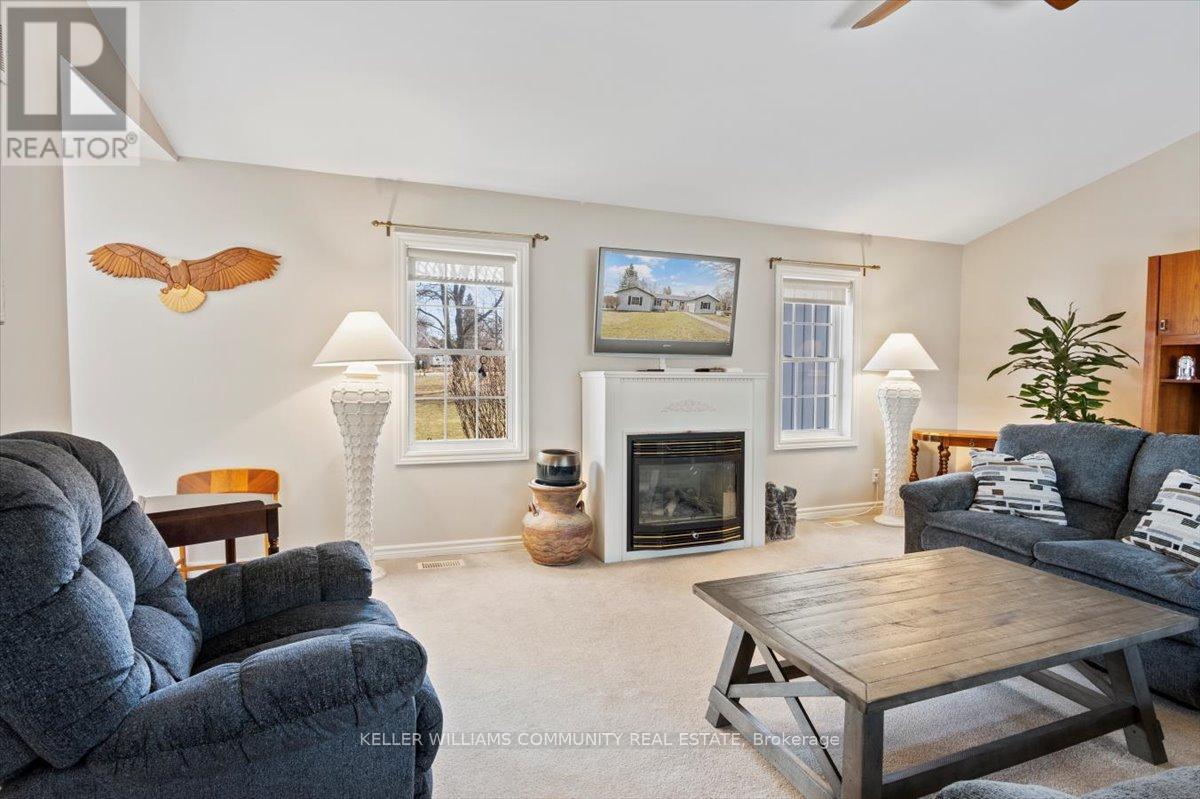 97 Kenedon Drive, Kawartha Lakes (Emily), Ontario  K0L 2W0 - Photo 17 - X12316322