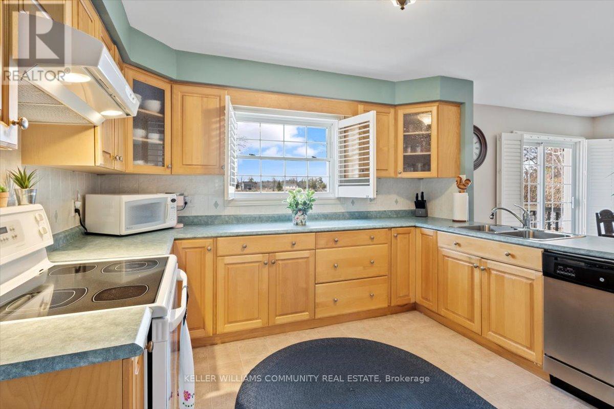 97 Kenedon Drive, Kawartha Lakes (Emily), Ontario  K0L 2W0 - Photo 21 - X12316322