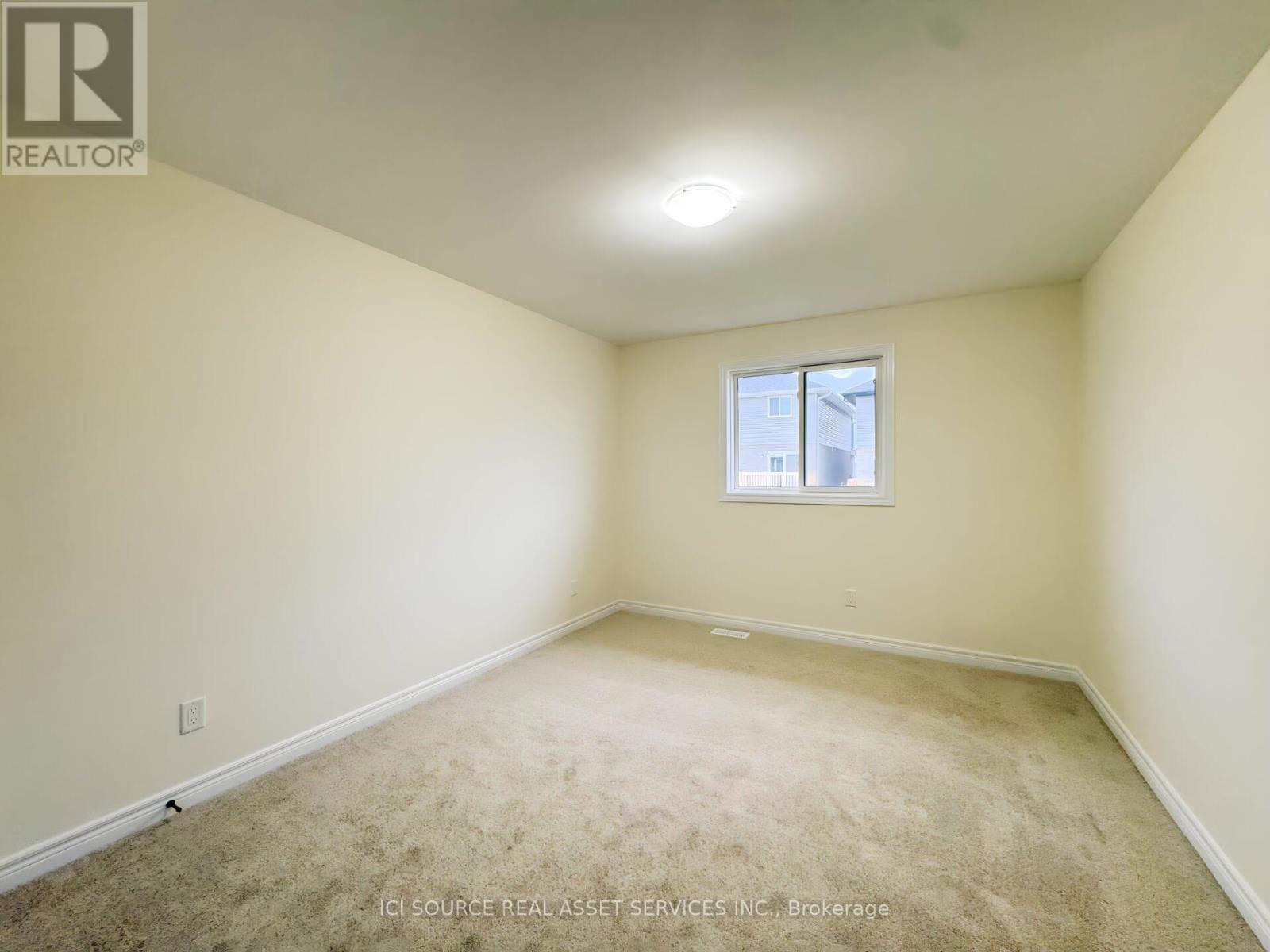 228 O'neil Street, Peterborough North (North), Ontario  K9K 0H1 - Photo 16 - X12316605