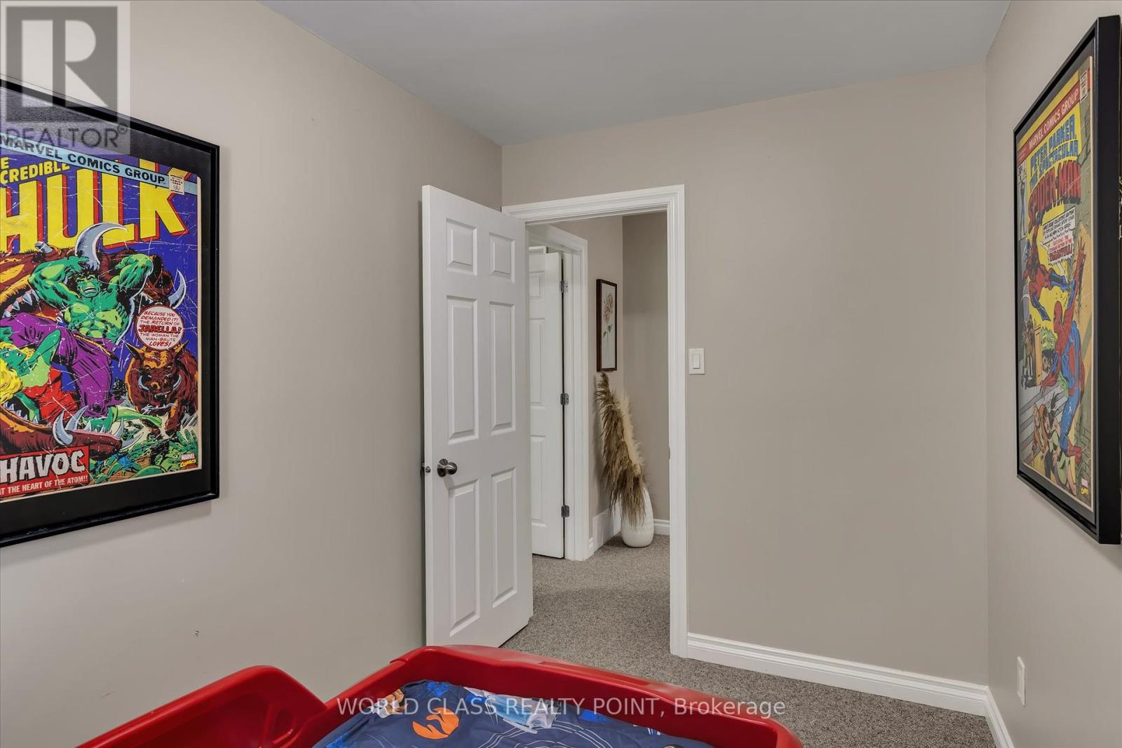 819 Cameron Street, Peterborough South (West), Ontario  K9J 4A2 - Photo 17 - X12316687