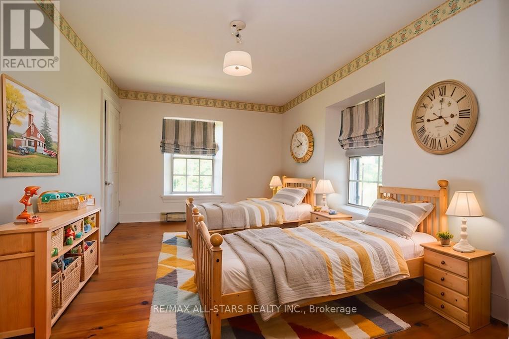 430 Lifford Road, Kawartha Lakes (Manvers), Ontario  L0A 1A0 - Photo 30 - X12316751