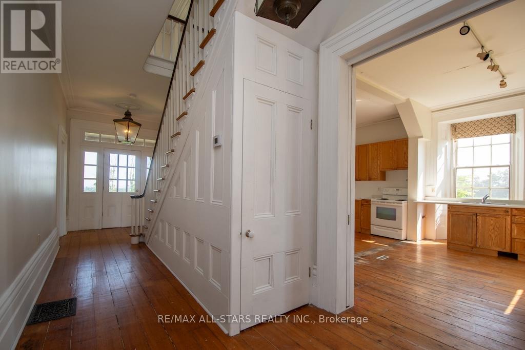 430 Lifford Road, Kawartha Lakes (Manvers), Ontario  L0A 1A0 - Photo 4 - X12316751