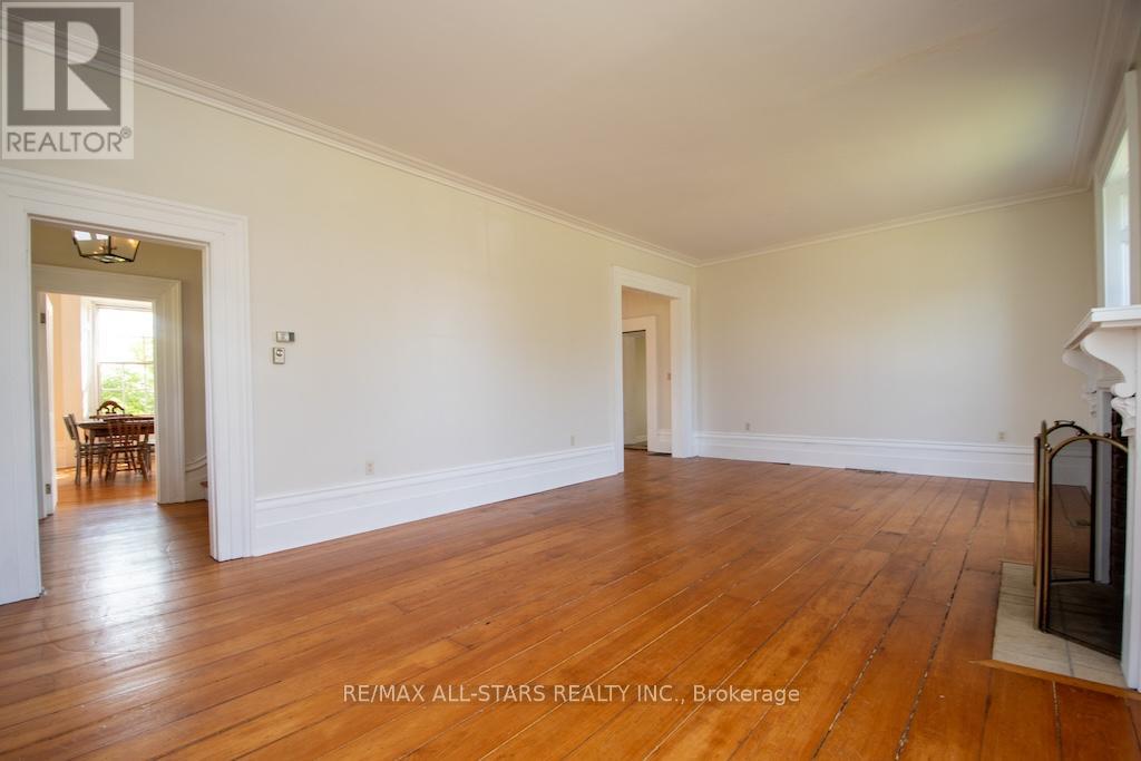 430 Lifford Road, Kawartha Lakes (Manvers), Ontario  L0A 1A0 - Photo 9 - X12316751