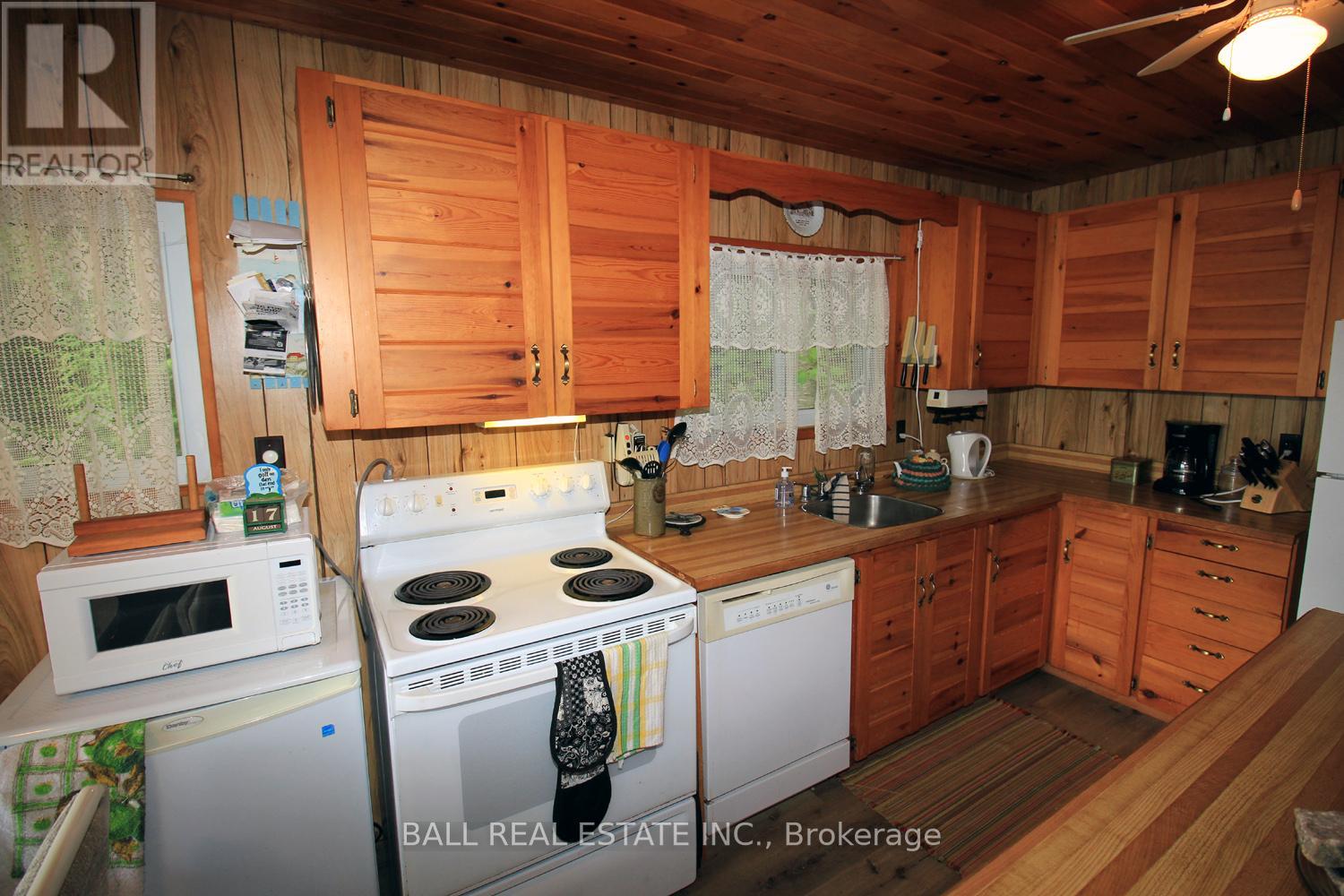 277 W Diamond Lake Road, Hastings Highlands (Herschel Ward), Ontario  K0L 2A0 - Photo 17 - X12316871